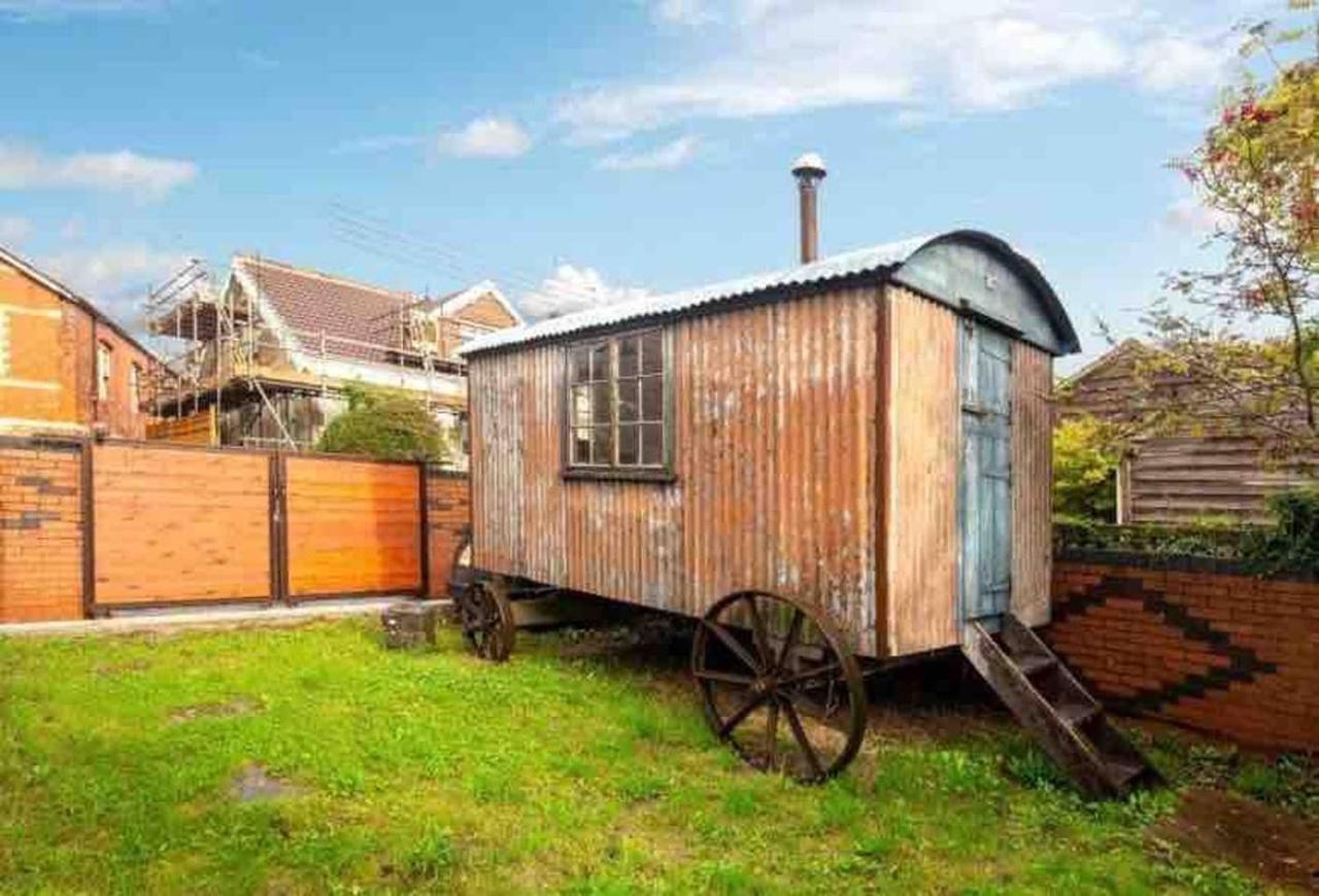 Artist'S Retreat - Old Signal Box - Private Sauna Bath Bagian luar foto